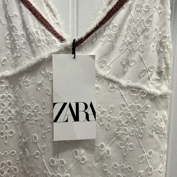 Zara Eyelet Spaghetti Strap Cami w/Lavender Velvet Ribbon Trim. Size Large.  NWT - Picture 4 of 11